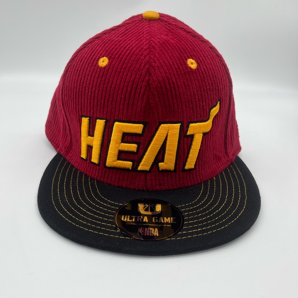 HAT CAP ULTRA GAME NBA MIAMI HEAT COLOR RED